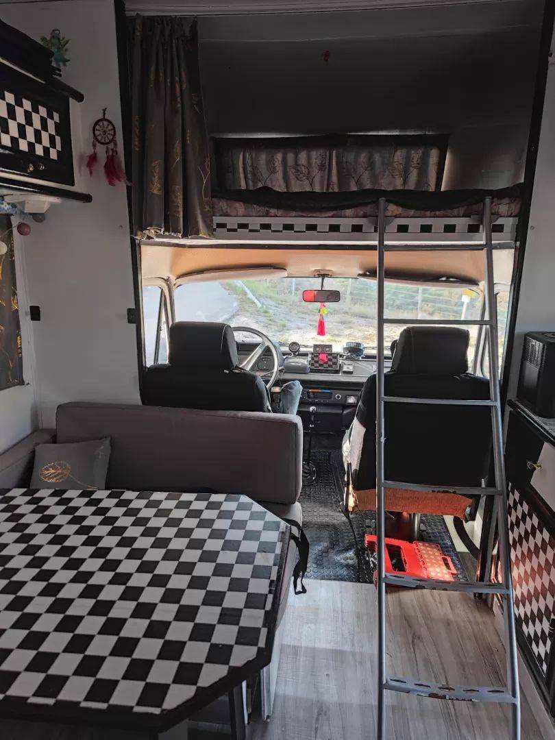 ford-transit-1983-diesel-2500cc