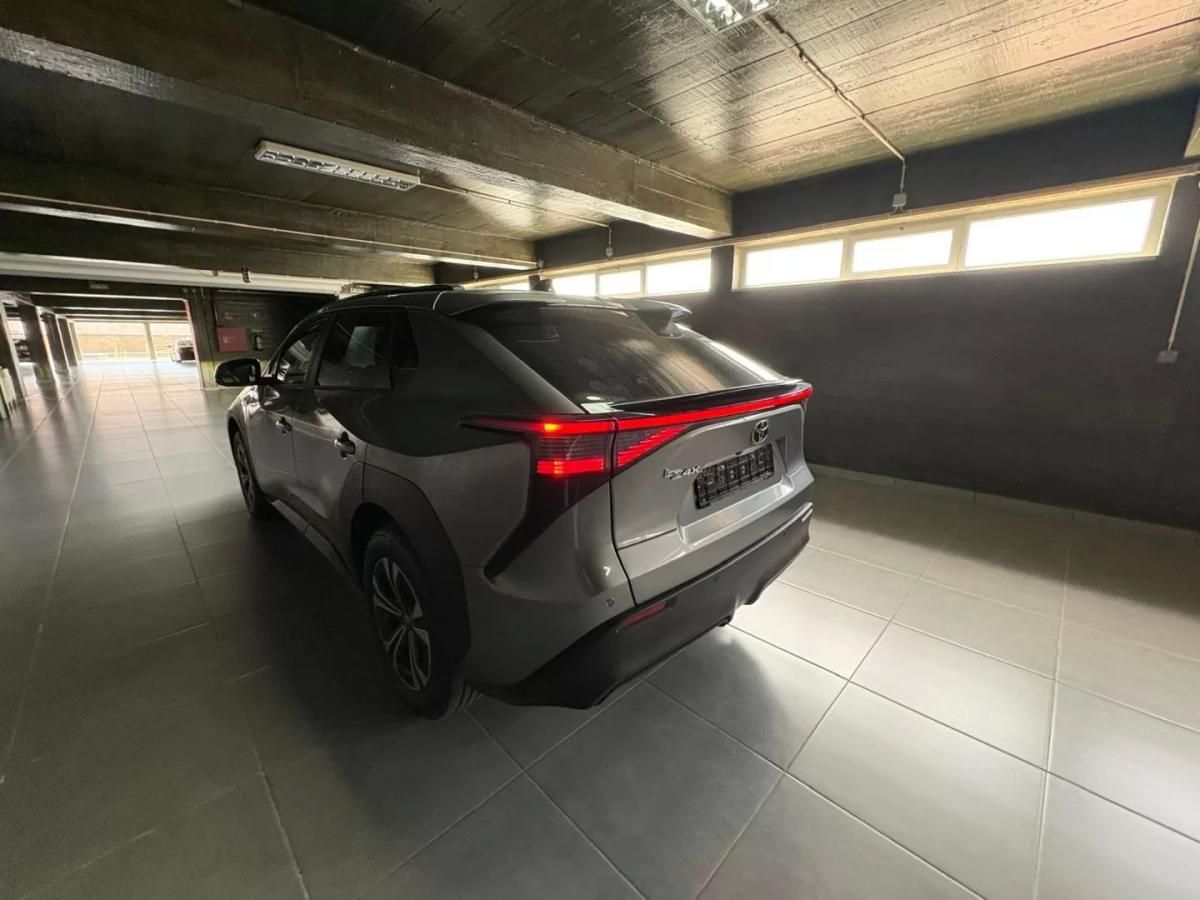 toyota-bz4x-2023-eletrico-200cc