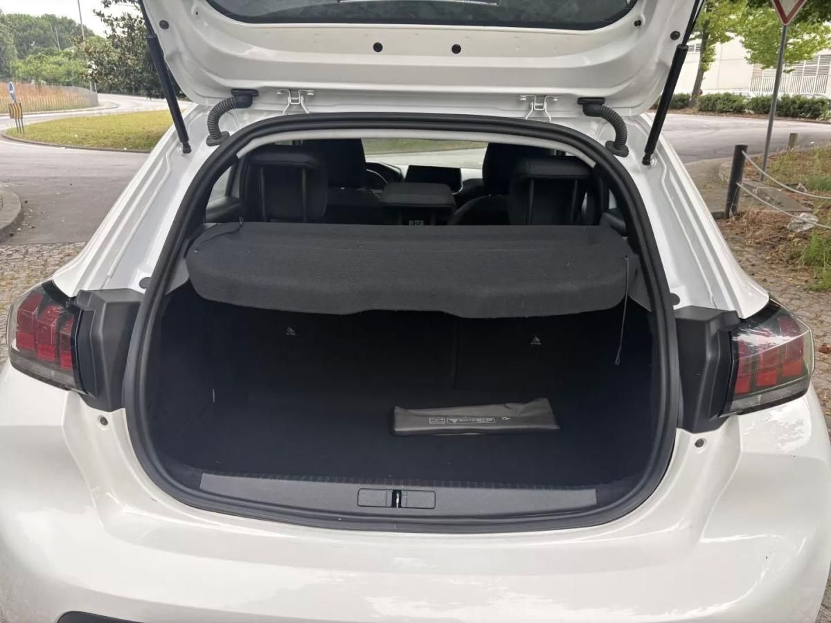 peugeot-208-2022-gasolina-1199cc