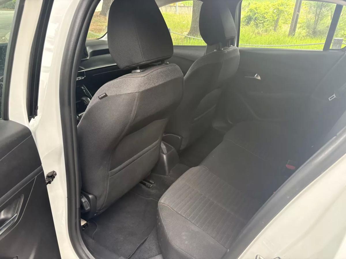 peugeot-208-2022-gasolina-1199cc