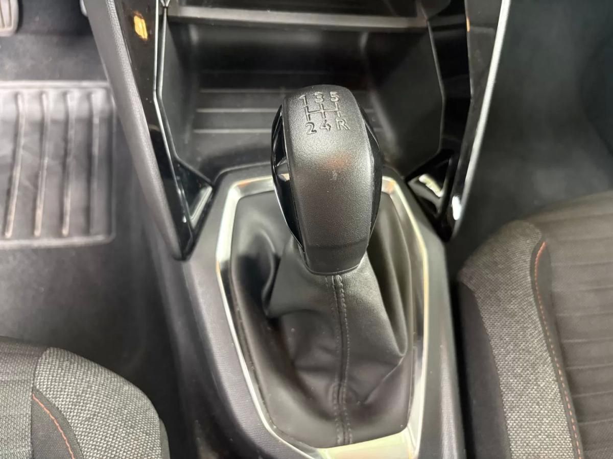 peugeot-208-2022-gasolina-1199cc