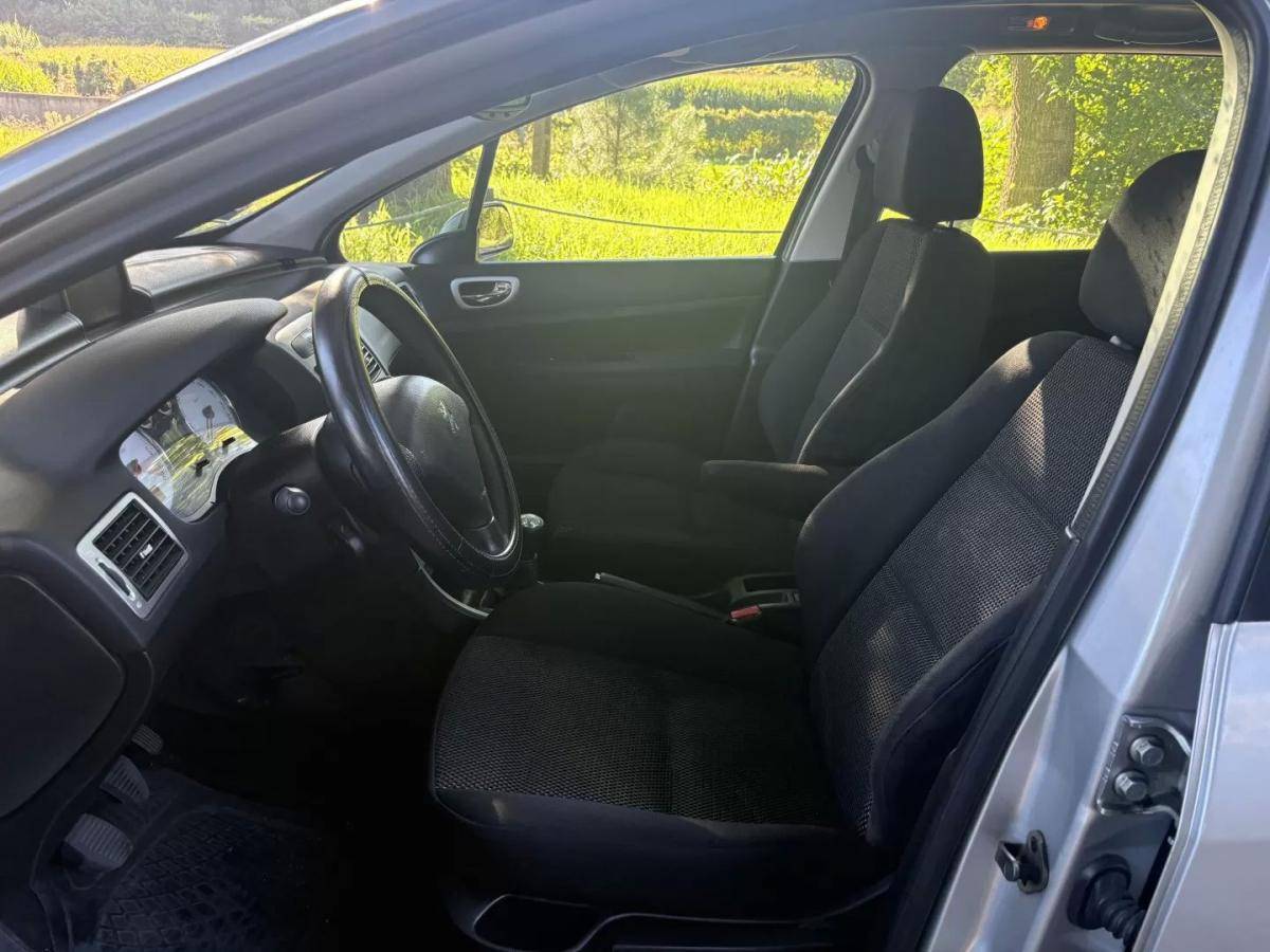 peugeot-207-sw-2007-diesel-1560cc