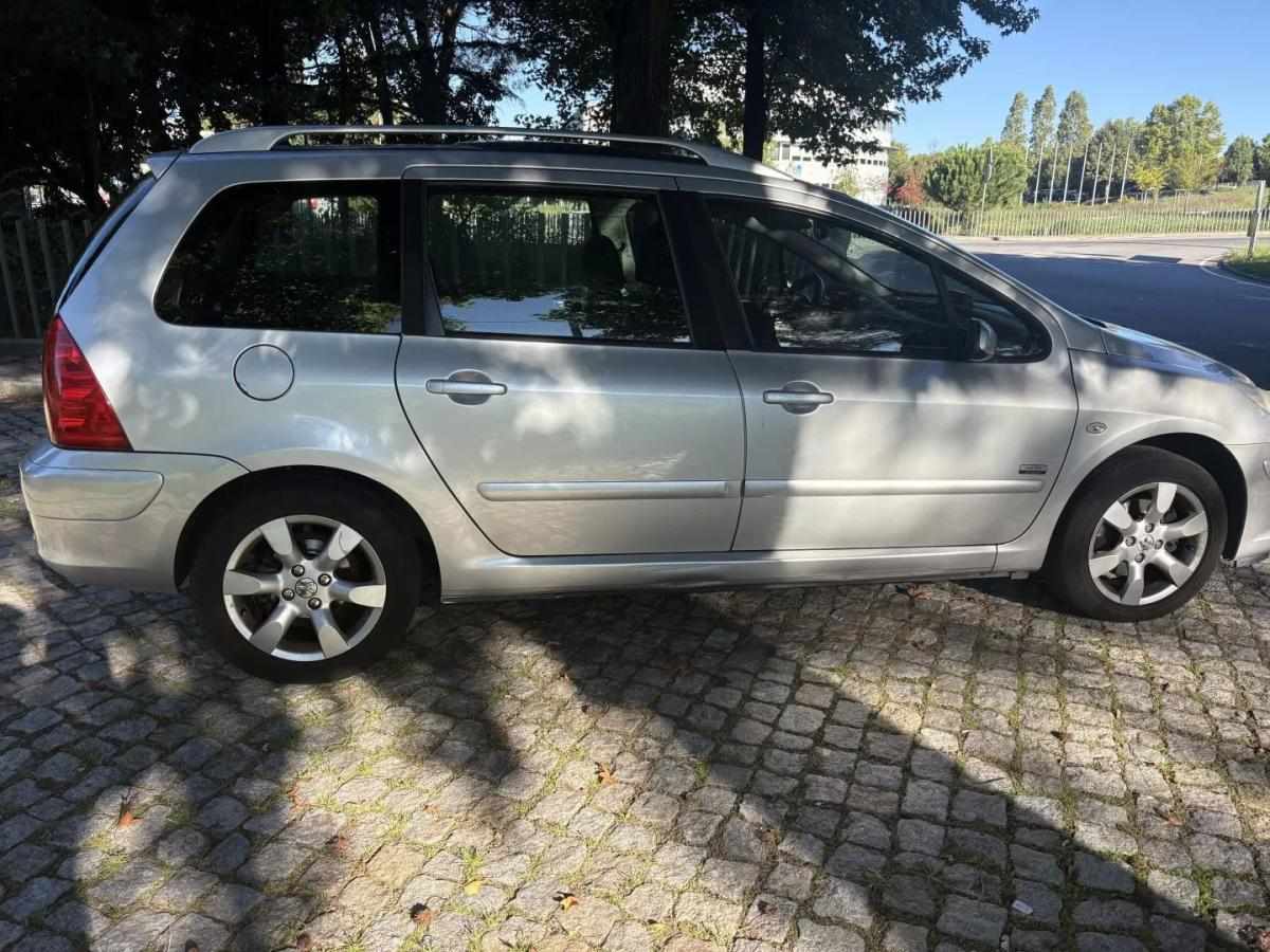peugeot-207-sw-2007-diesel-1560cc