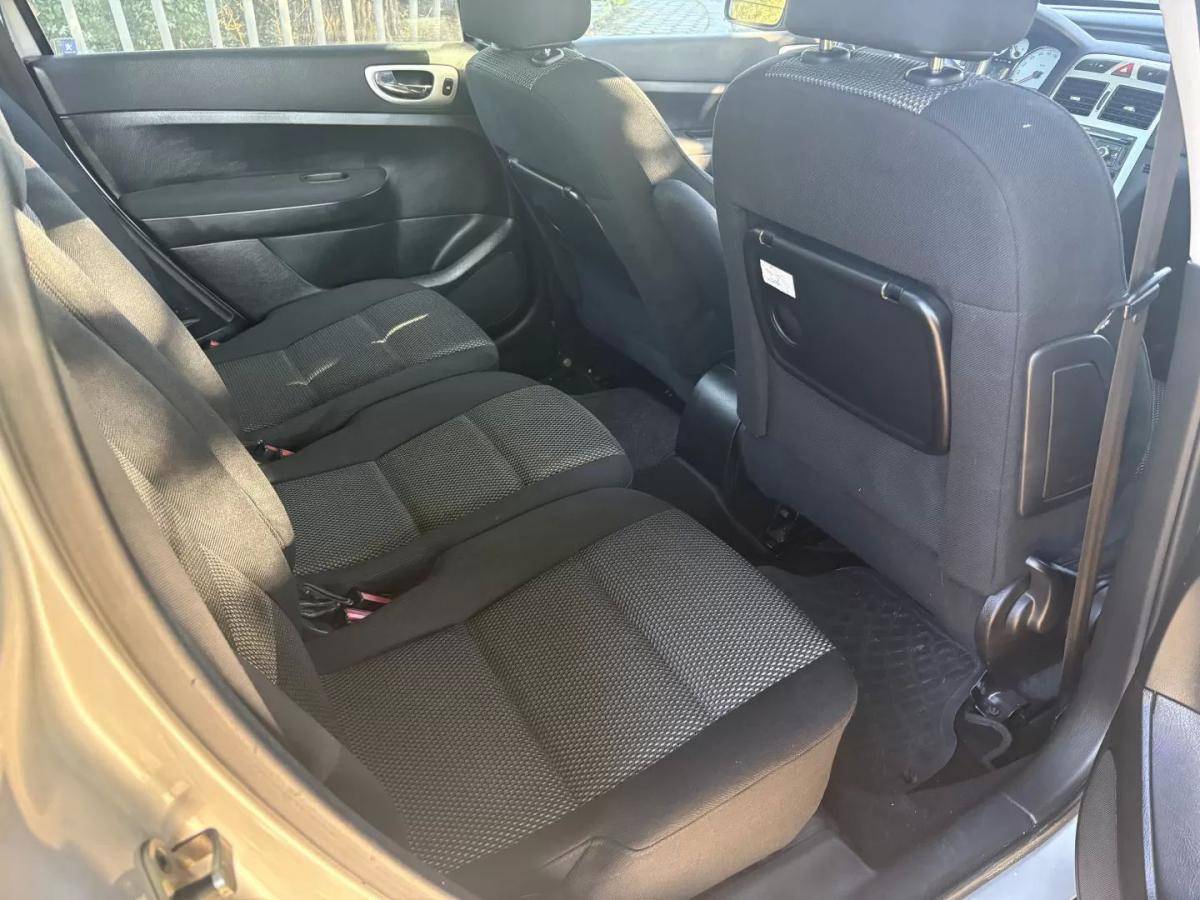 peugeot-207-sw-2007-diesel-1560cc
