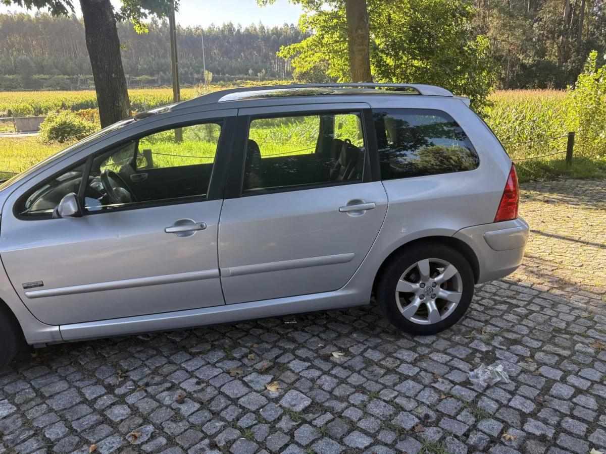 peugeot-207-sw-2007-diesel-1560cc
