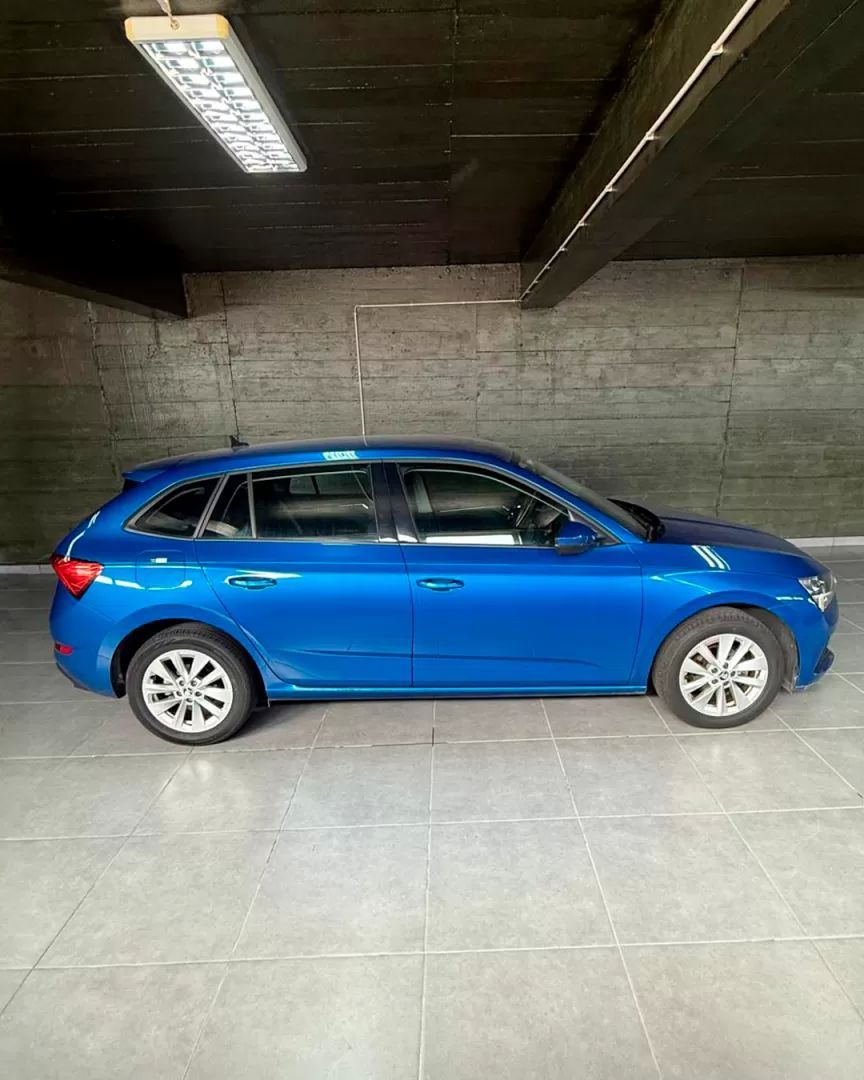 skoda-scala-2023-gasolina-999cc