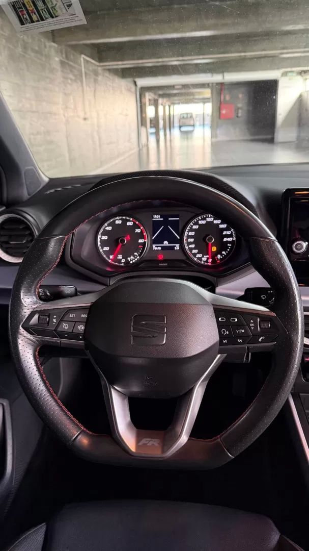 seat-arona-2022-gasolina-999cc