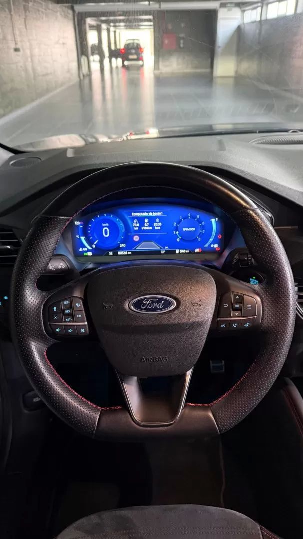 ford-kuga-2023-gasolina-1499cc