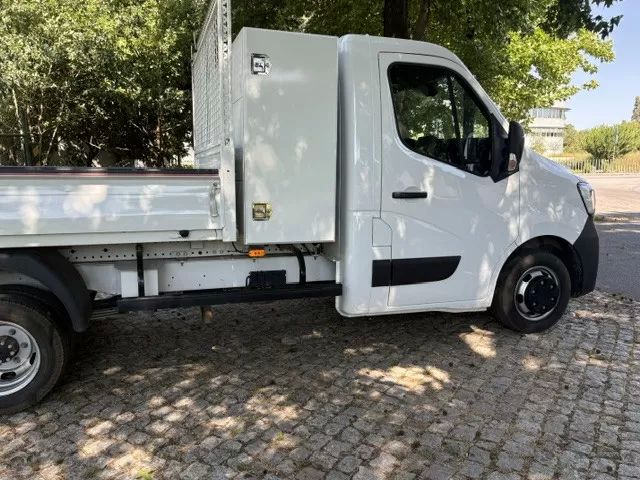 renault-master-2024-diesel-2299cc