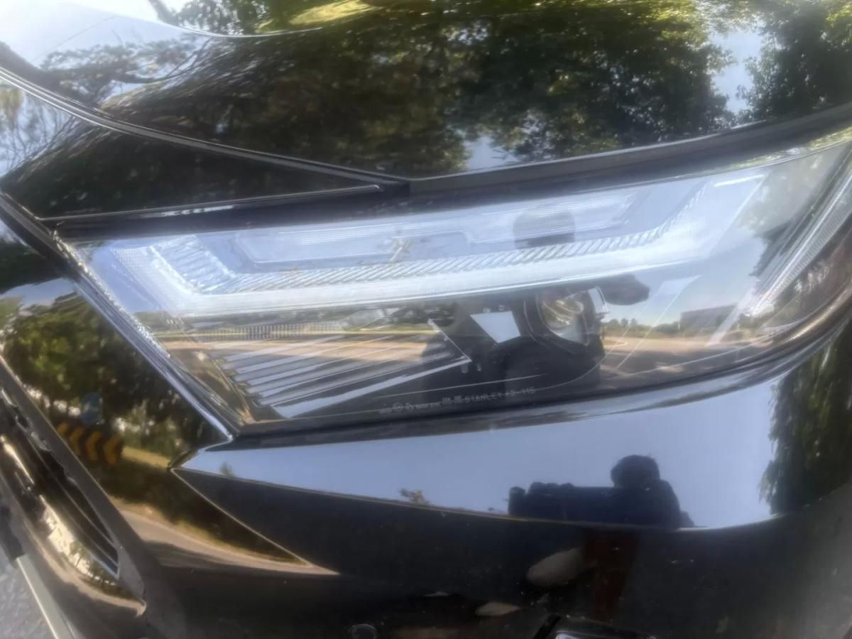 toyota-rav4-2025-hibrido-2487cc