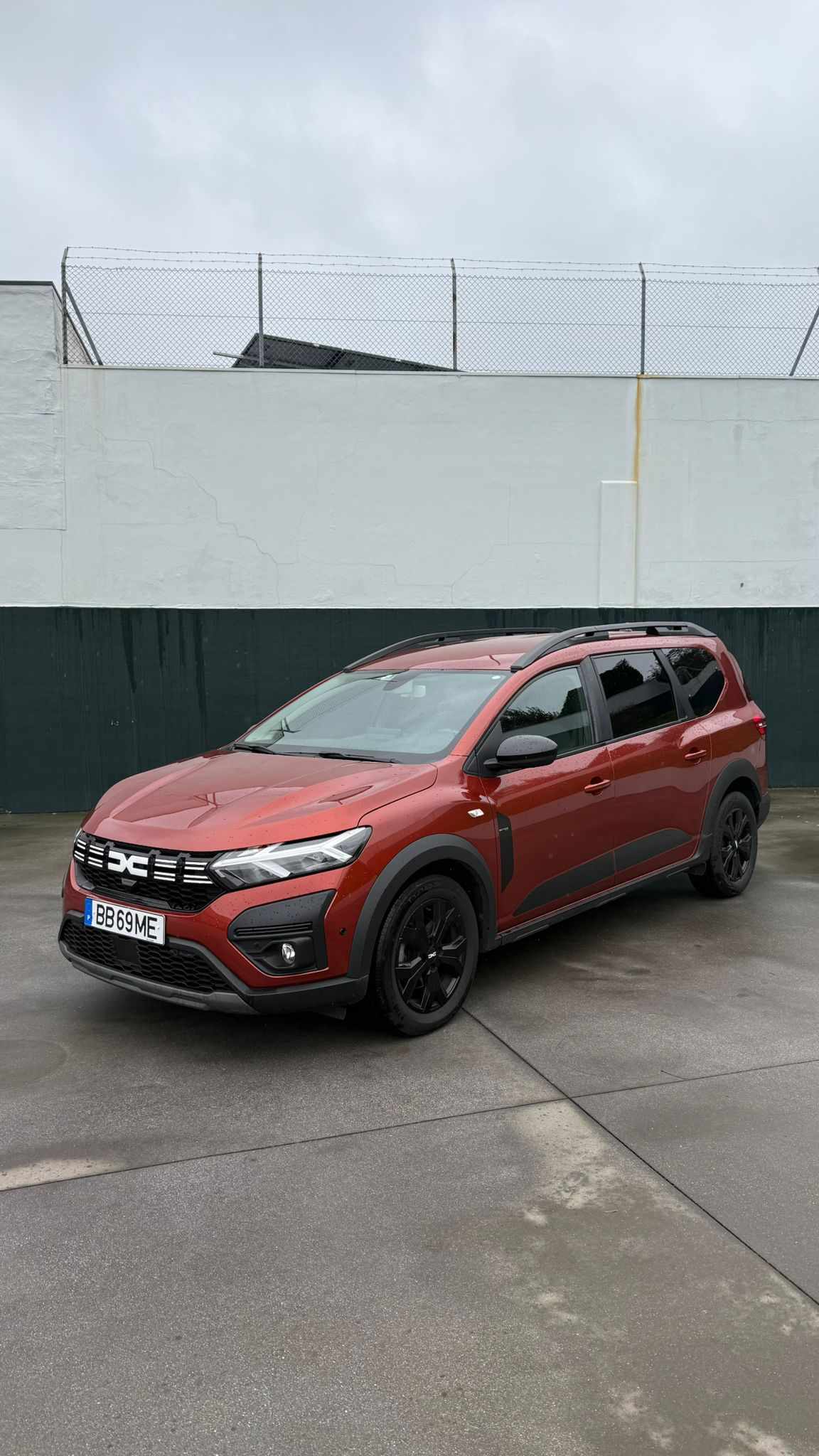 dacia-jogger-1-0-110cv-2023-gasolina-999cc