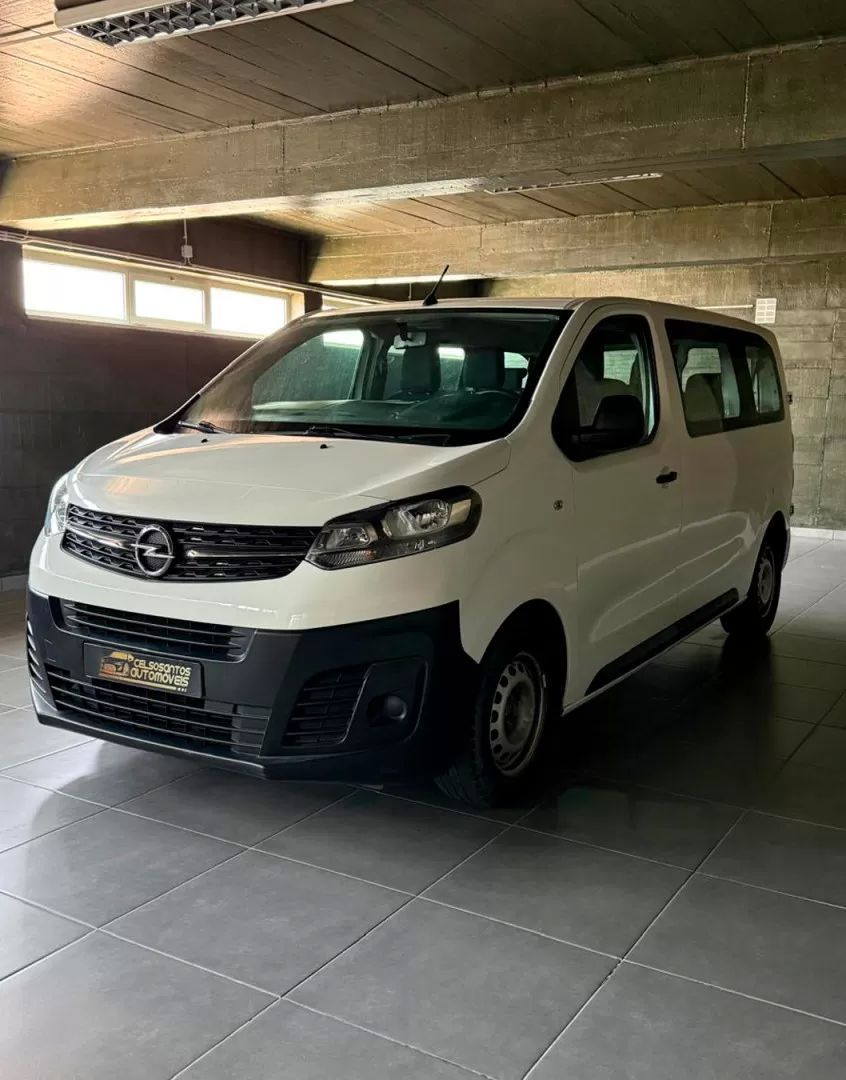 opel-vivaro-2021-diesel-1500cc
