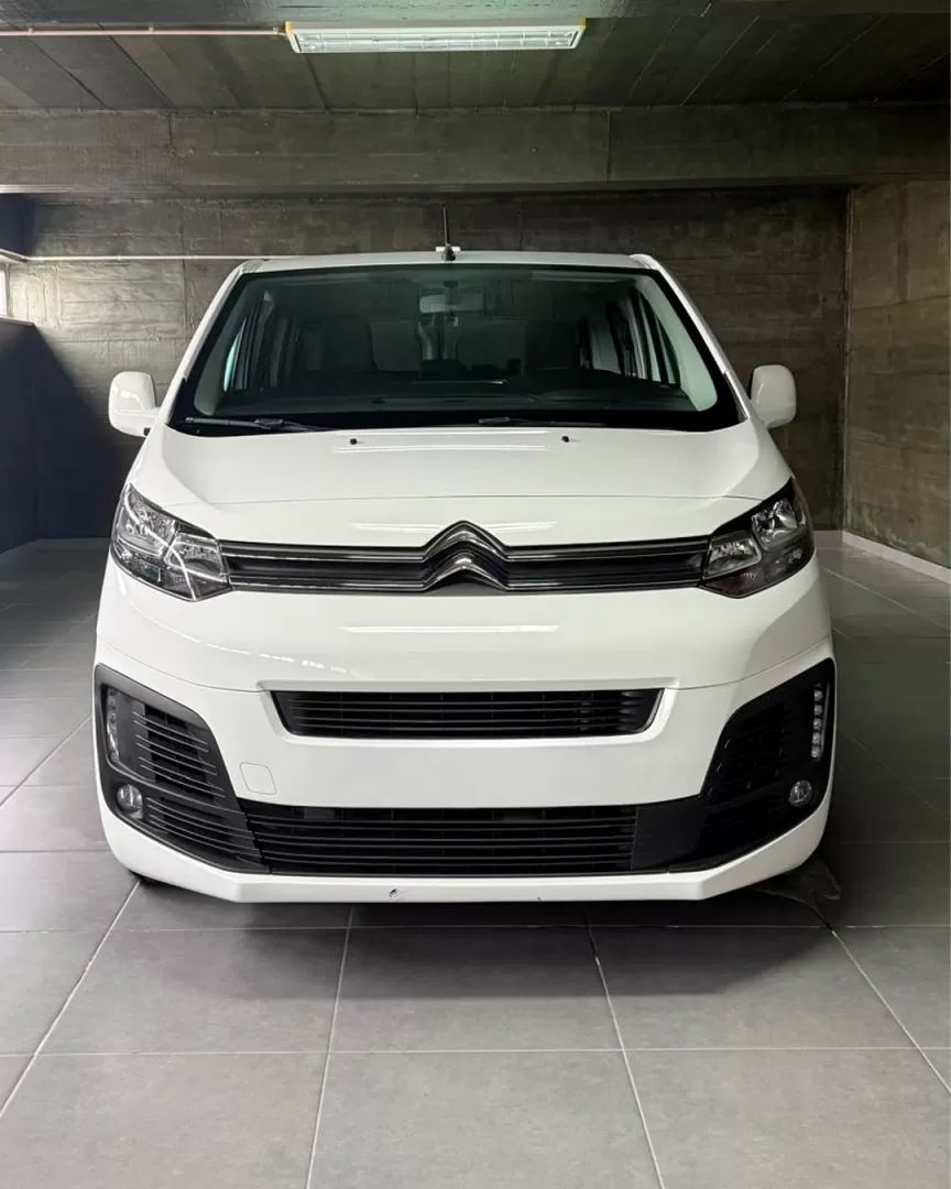 citroen-jumpy-2021-diesel-1499cc