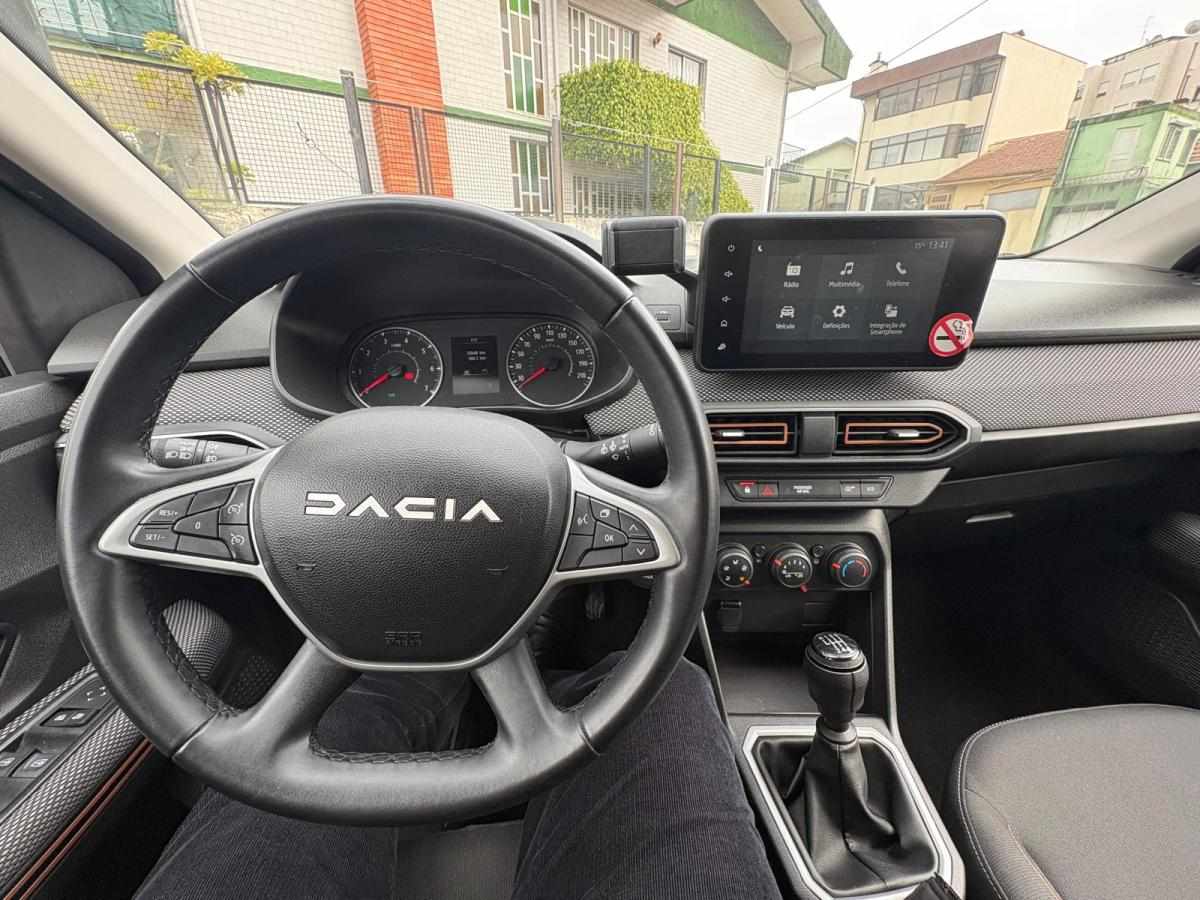 dacia-sandero-1-0-tce-2023-gasolina-999cc