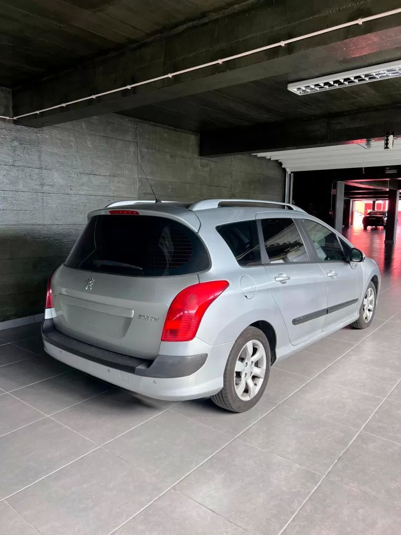 peugeot-308-sw-2012-diesel-1560cc