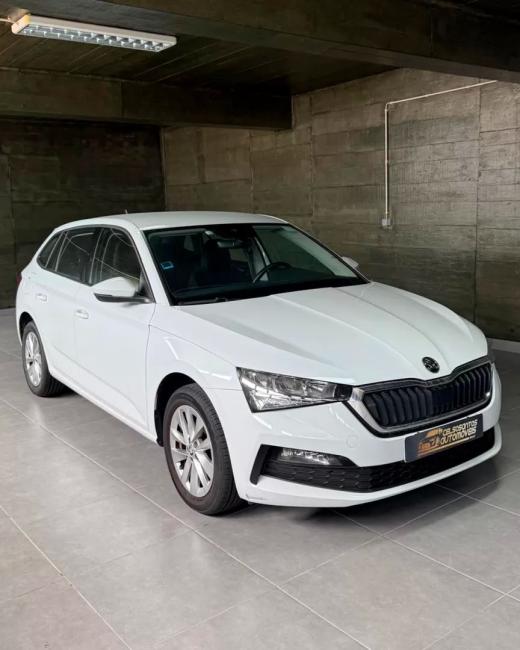 skoda-scala-2023-gasolina-999cc