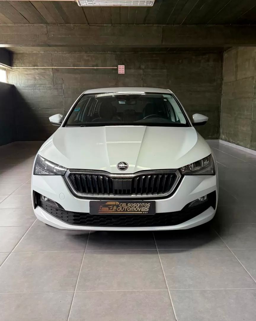 skoda-scala-2023-gasolina-999cc