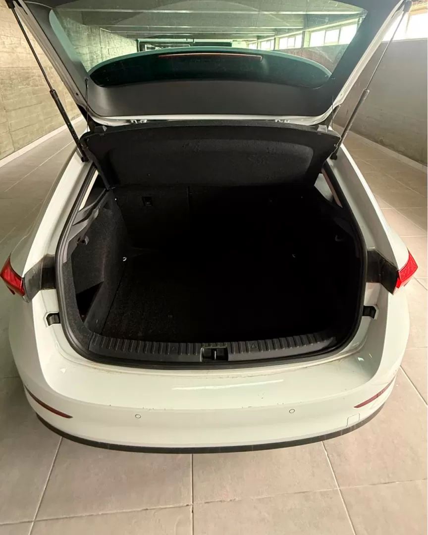skoda-scala-2023-gasolina-999cc