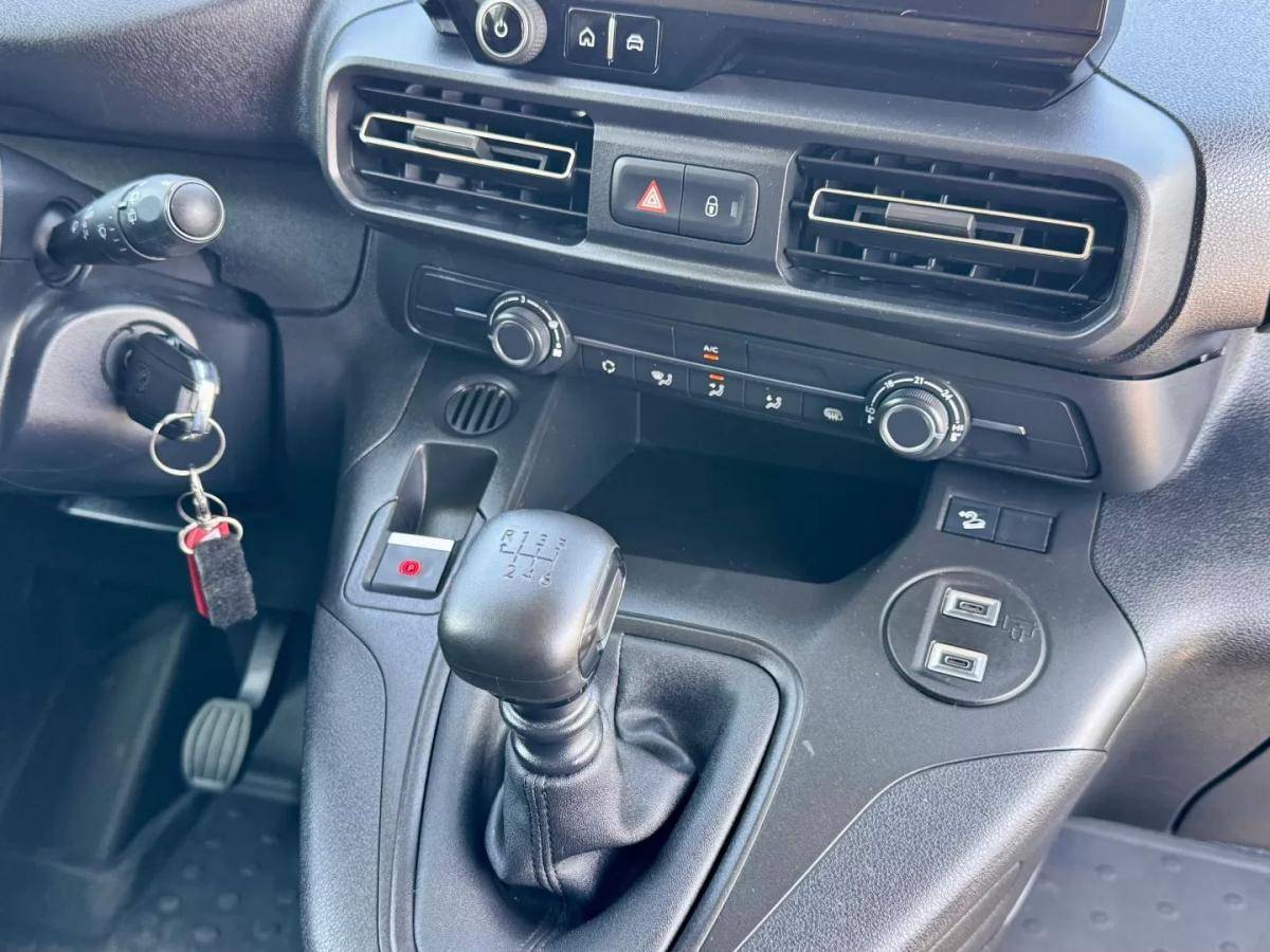peugeot-partner-2025-diesel-1499cc