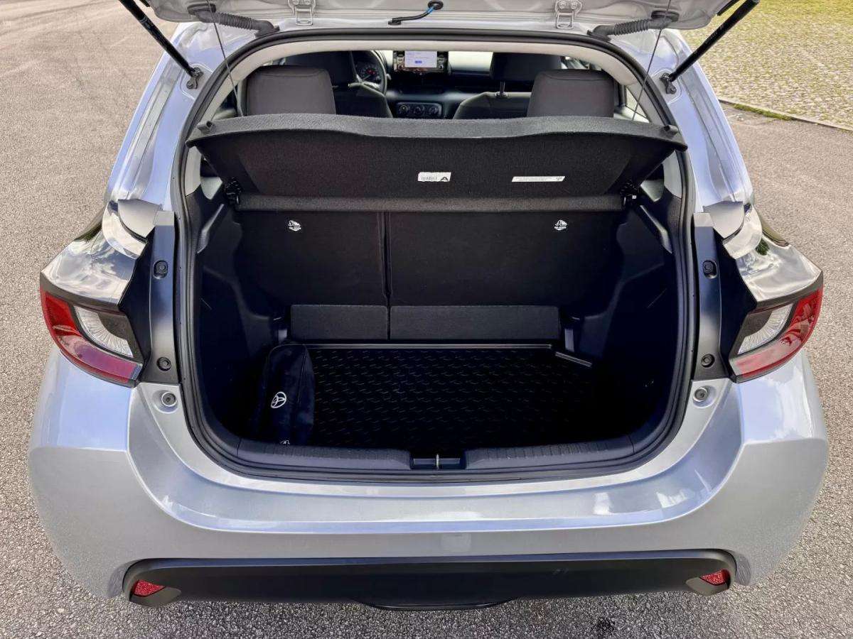 toyota-yaris-2023-gasolina-998cc