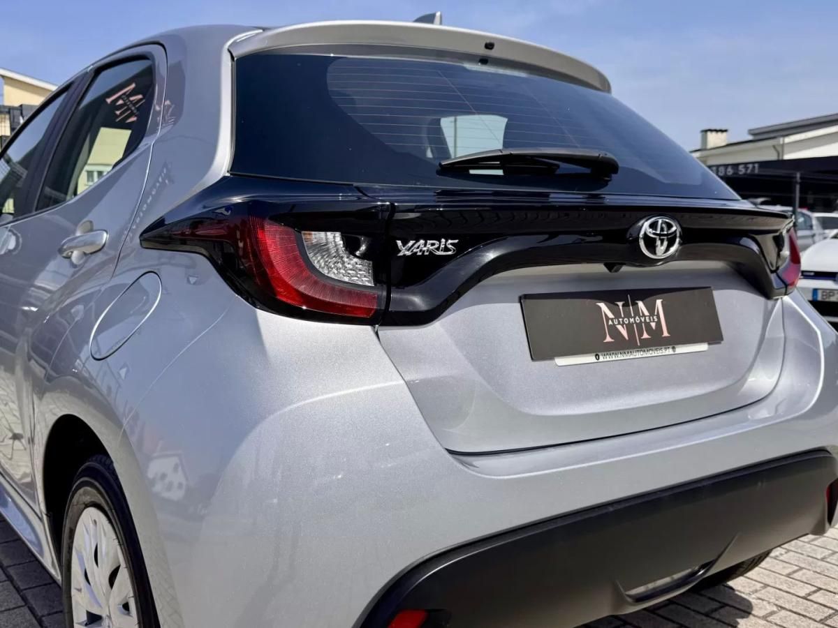 toyota-yaris-2023-gasolina-998cc
