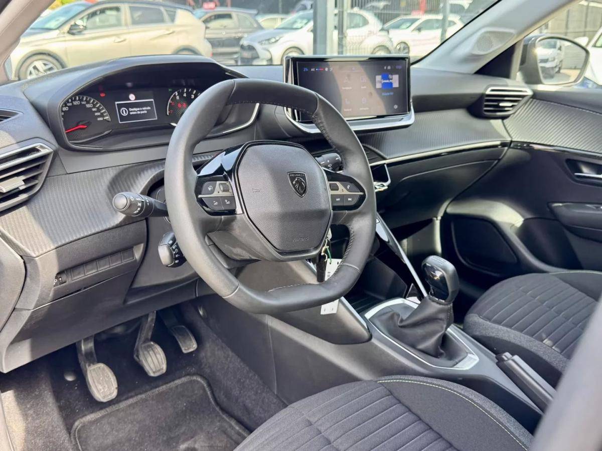 peugeot-208-2024-gasolina-1199cc