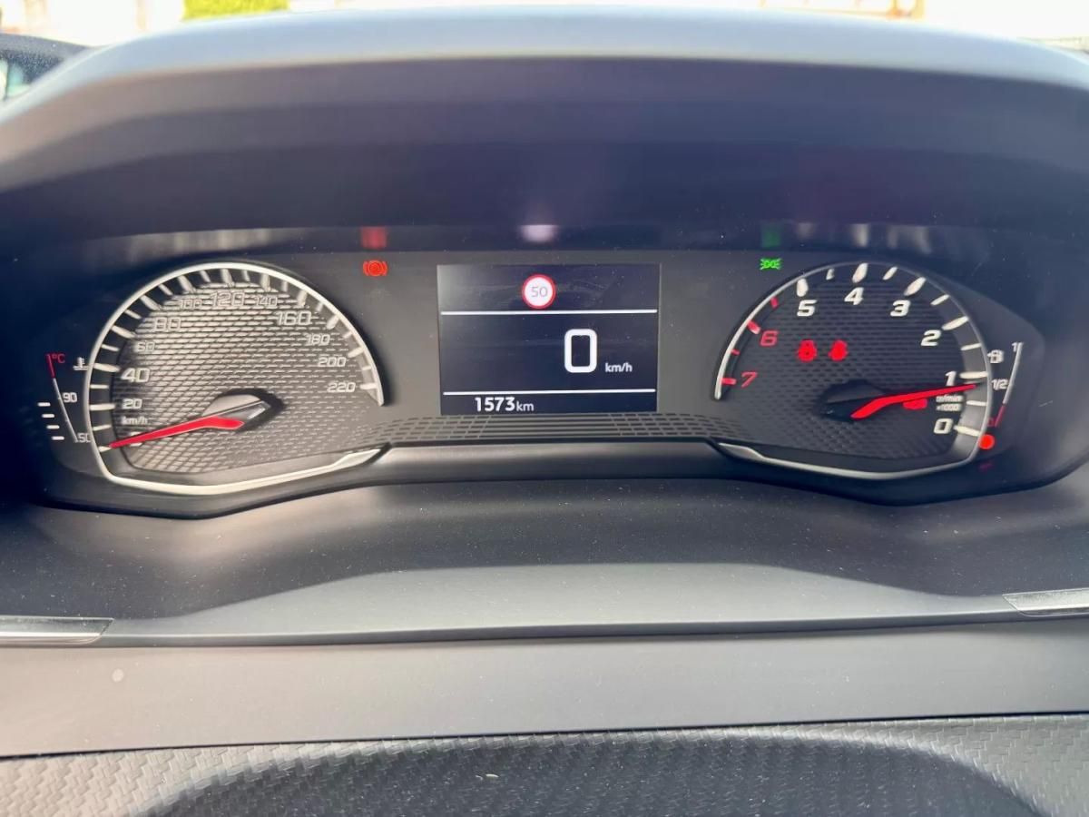 peugeot-208-2024-gasolina-1199cc