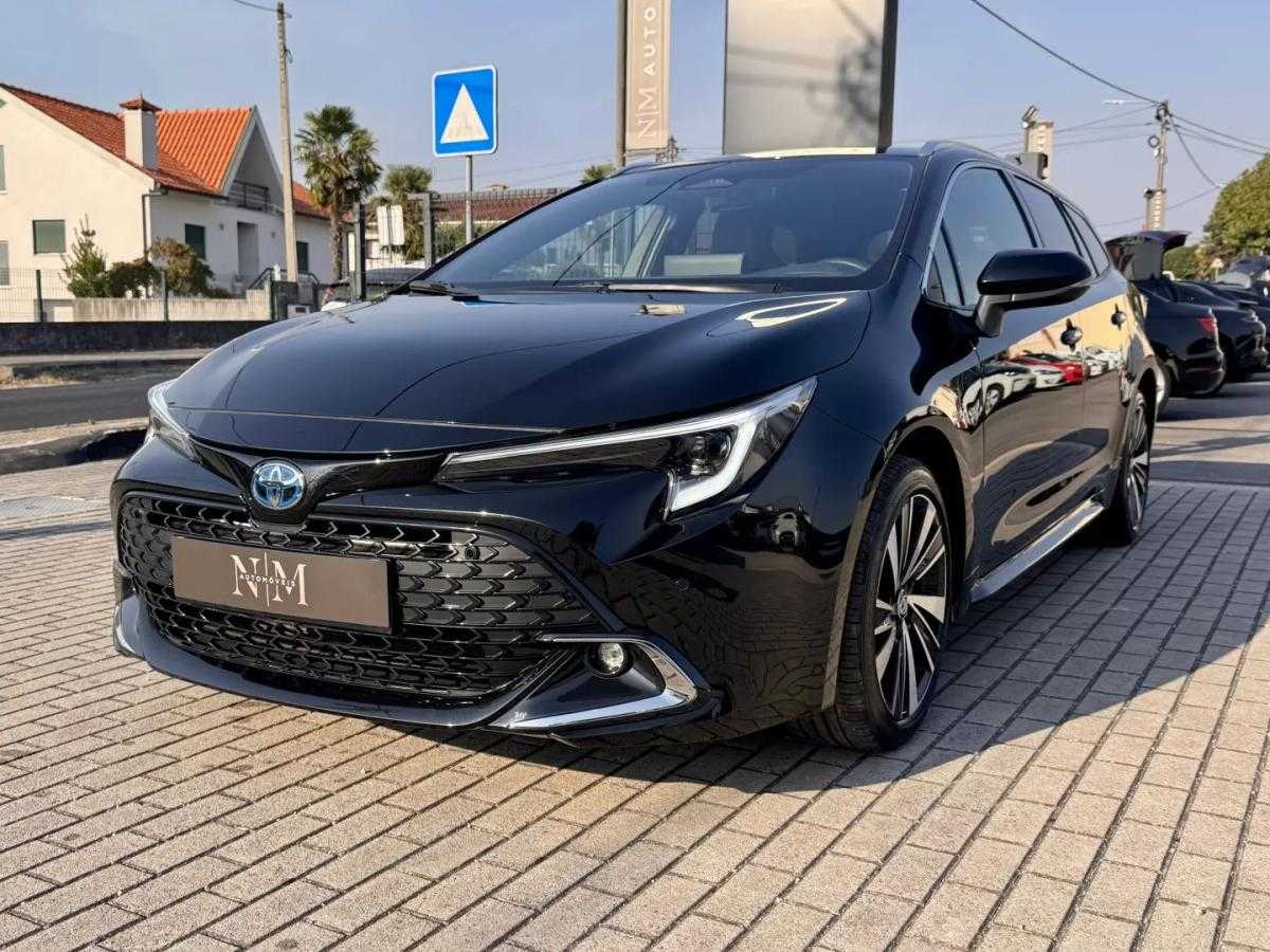 toyota-corolla-2025-hibrido-a-gasolina-1798cc