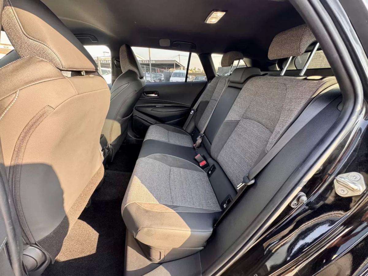 toyota-corolla-2025-hibrido-a-gasolina-1798cc