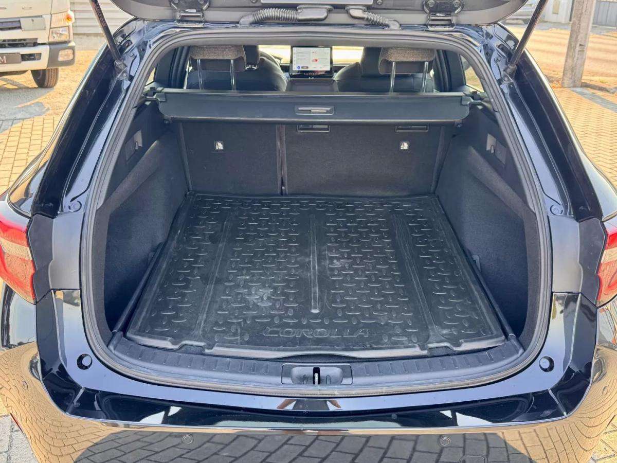toyota-corolla-2025-hibrido-a-gasolina-1798cc