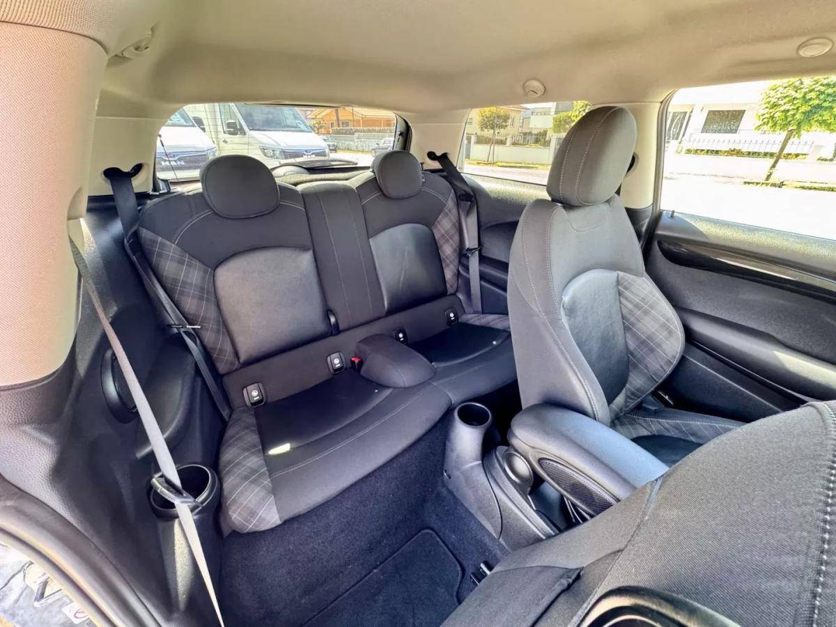 mini-cooper-d-2018-diesel-1995cc