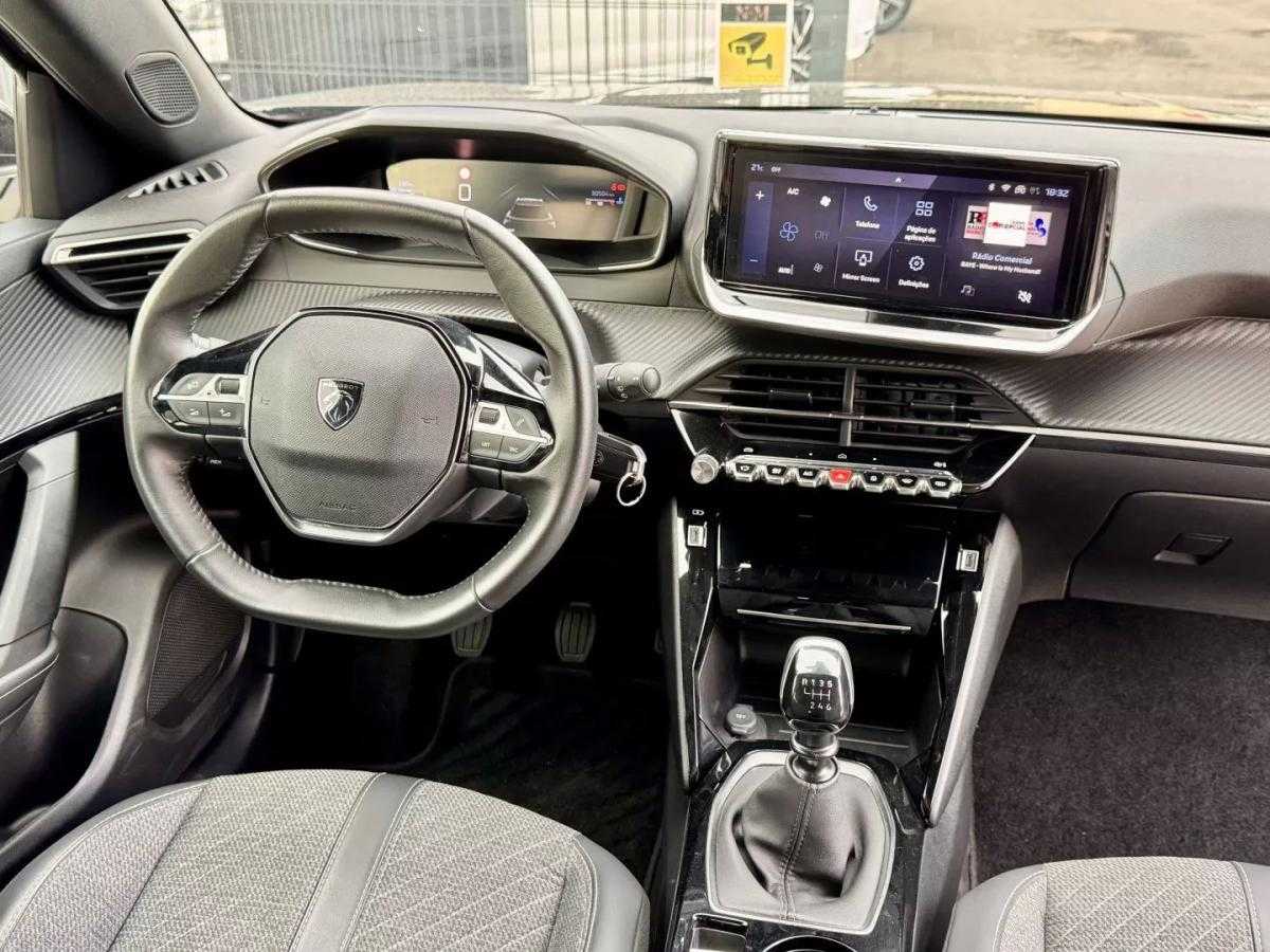 peugeot-2008-2024-gasolina-1199cc