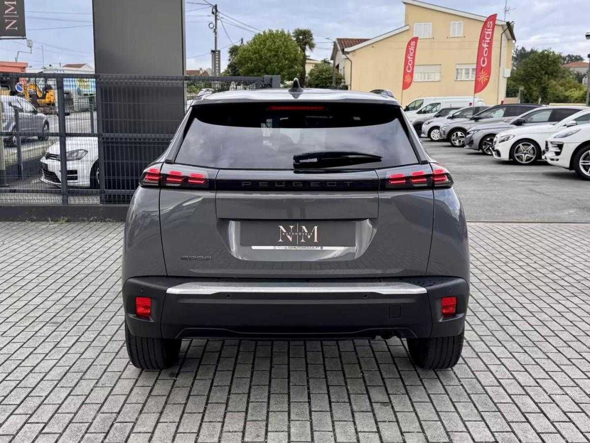 peugeot-2008-2024-gasolina-1199cc