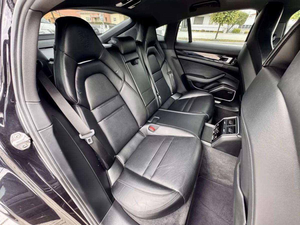 porsche-panamera-2019-hibrido-2894cc