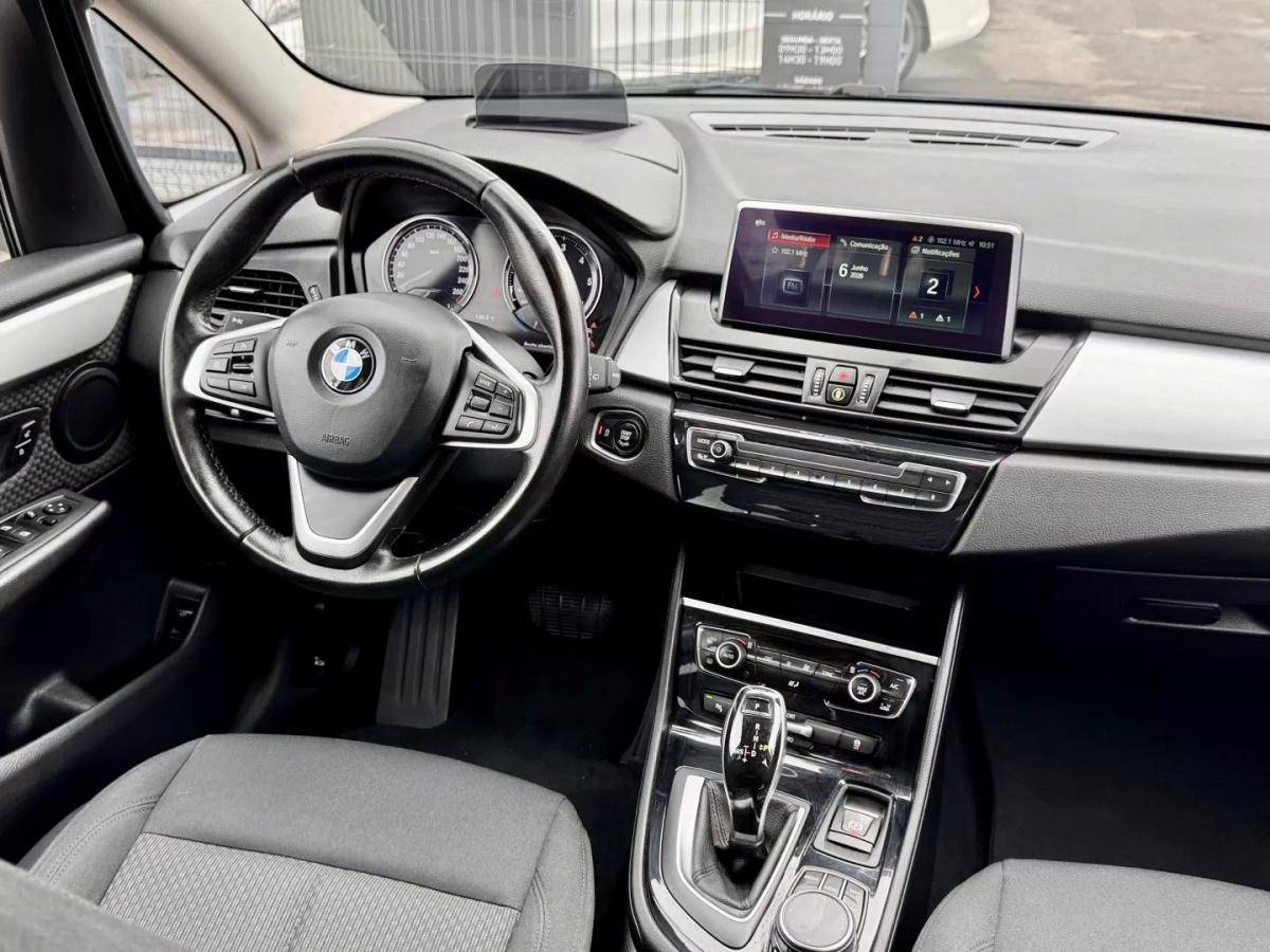 bmw-serie-2-2018-diesel-1496cc