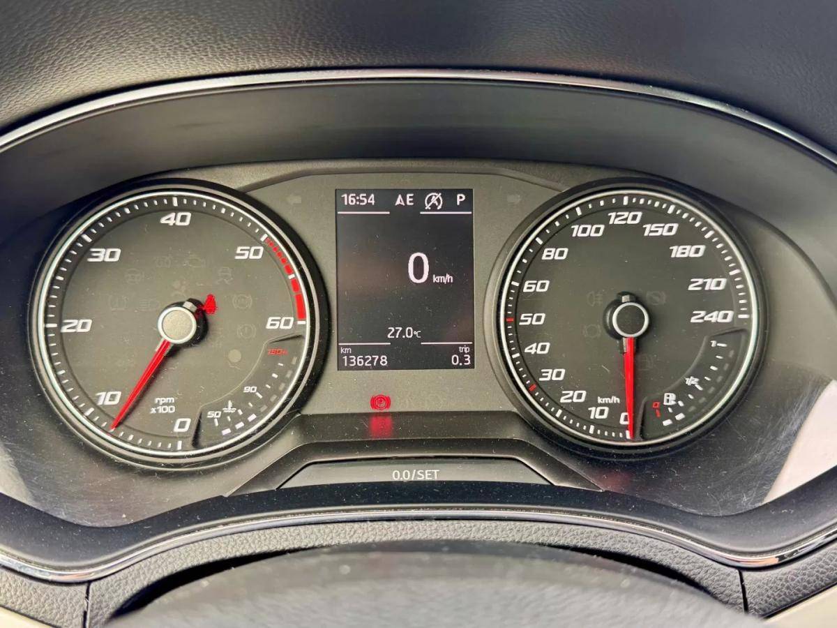 seat-arona-2018-diesel-1598cc