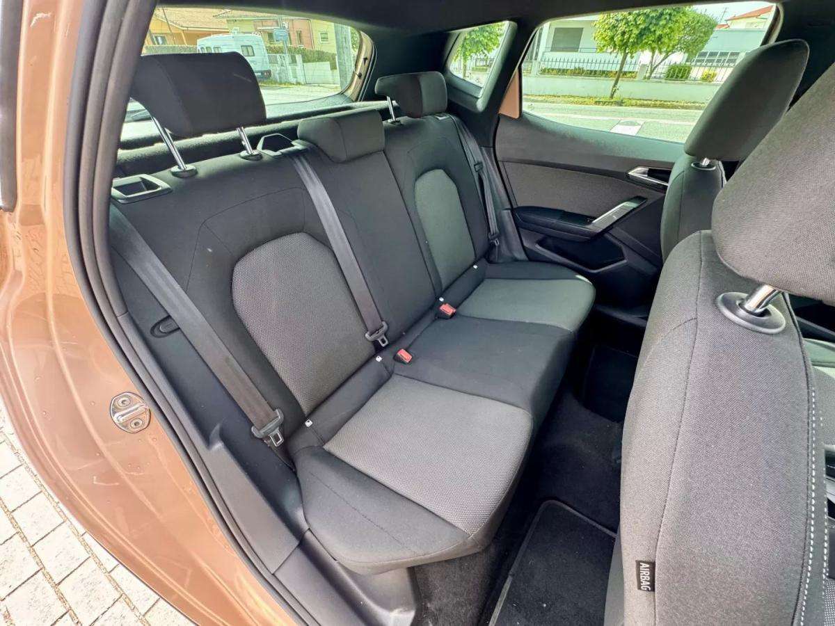 seat-arona-2018-diesel-1598cc