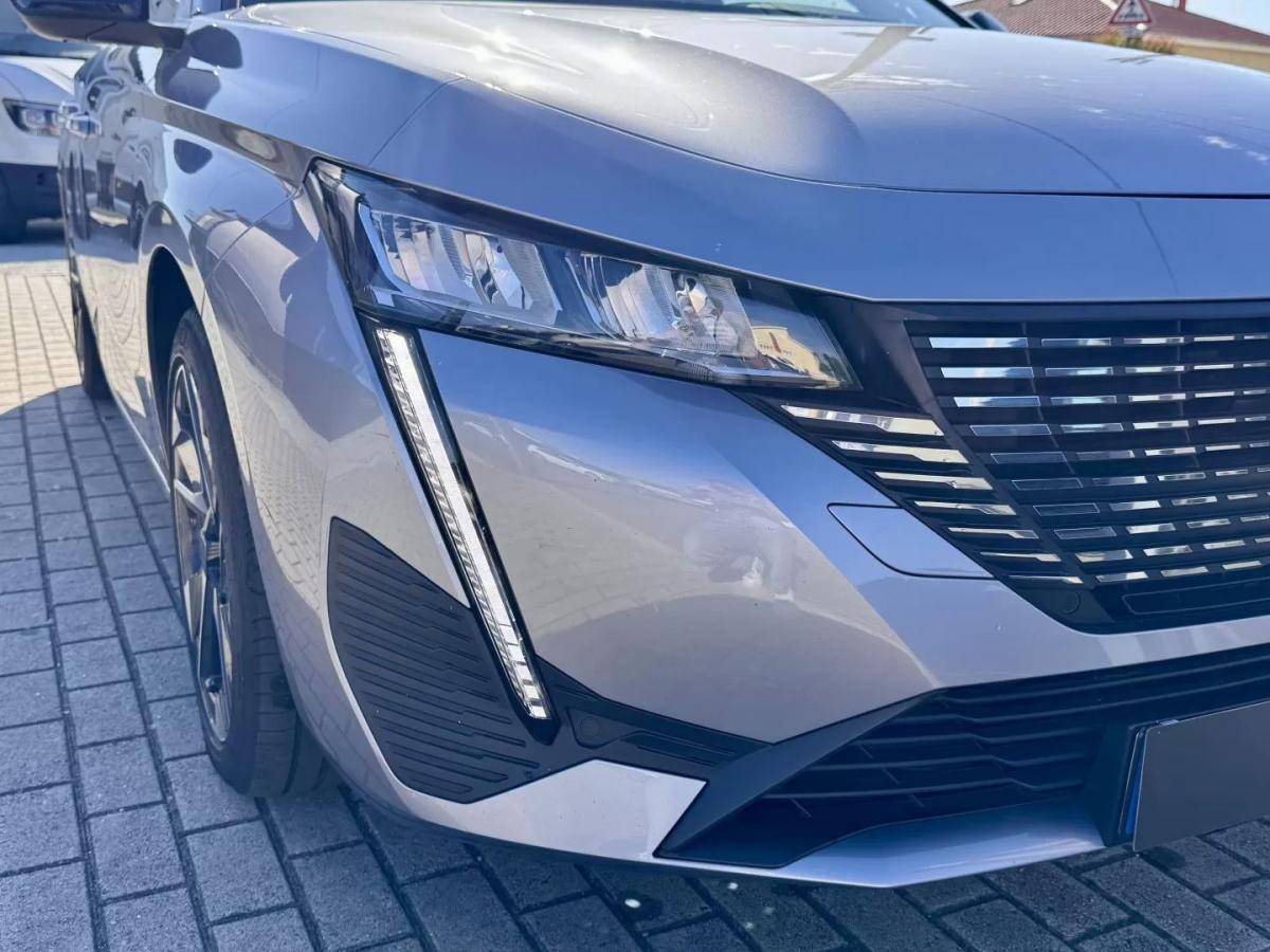 peugeot-308-2023-gasolina-1199cc