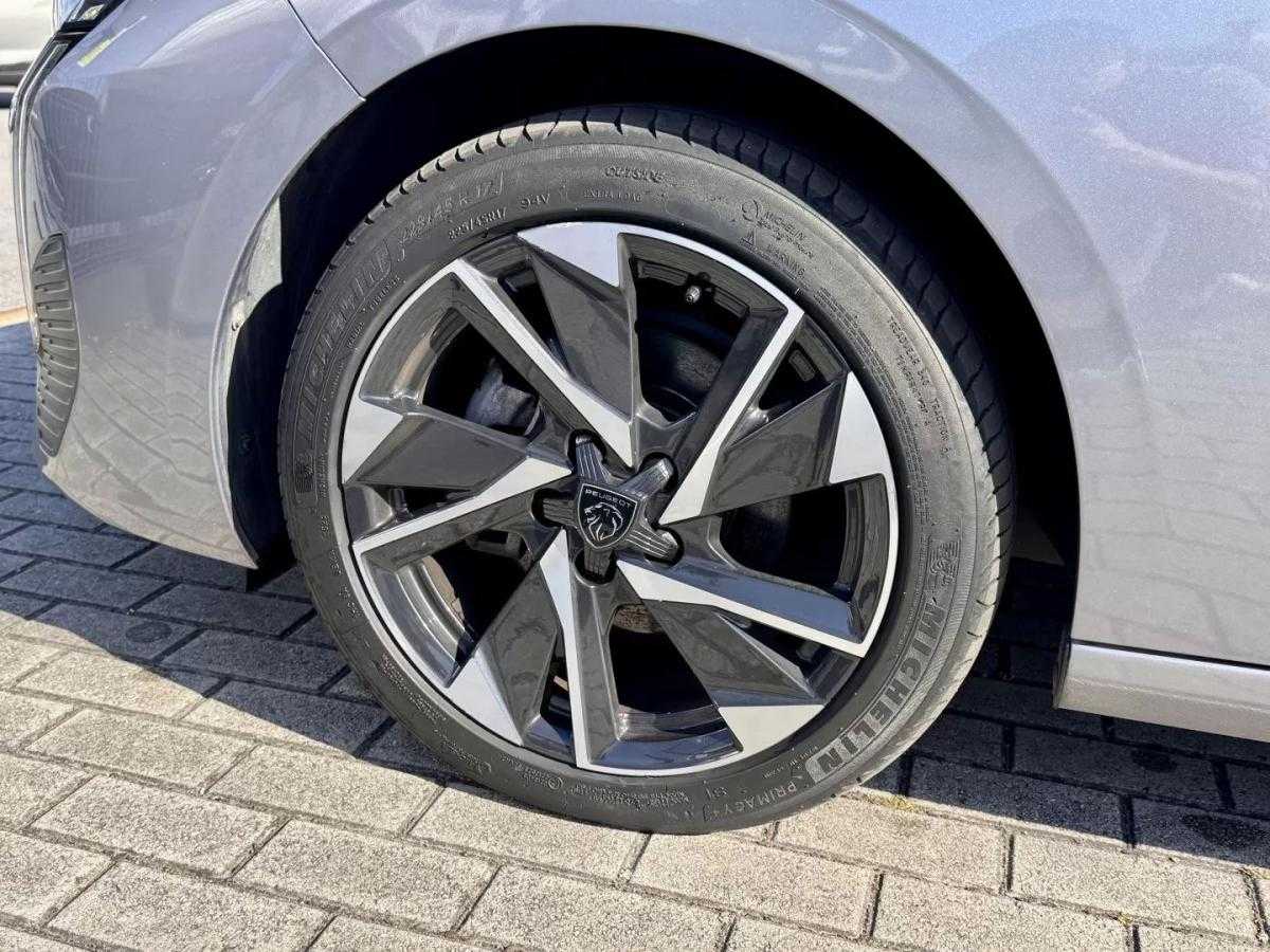 peugeot-308-2023-gasolina-1199cc