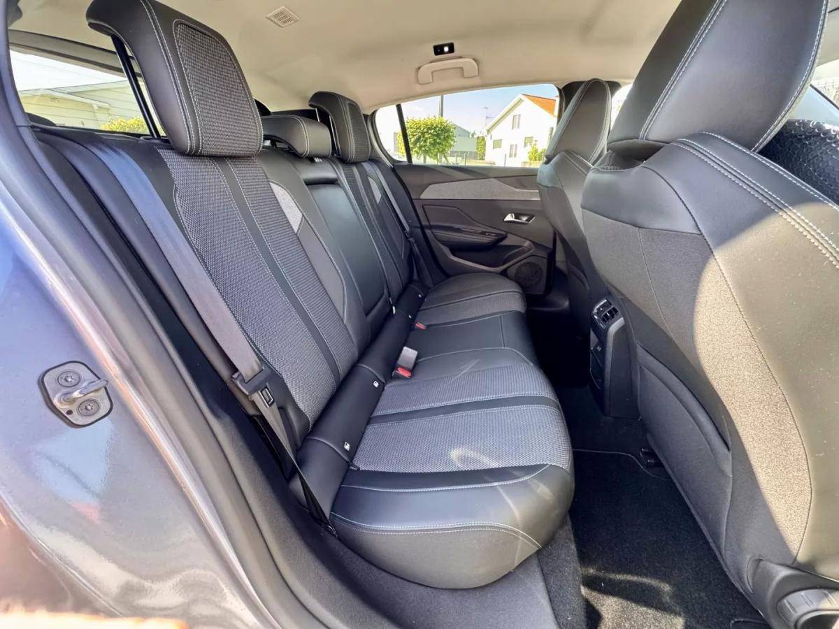 peugeot-308-2023-gasolina-1199cc