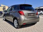toyota-yaris-2016-hibrido-a-gasolina-1497cc