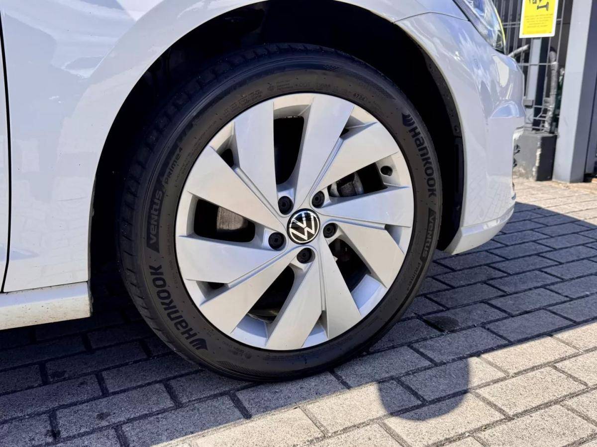 volkswagen-e-golf-2019-eletrico-200cc