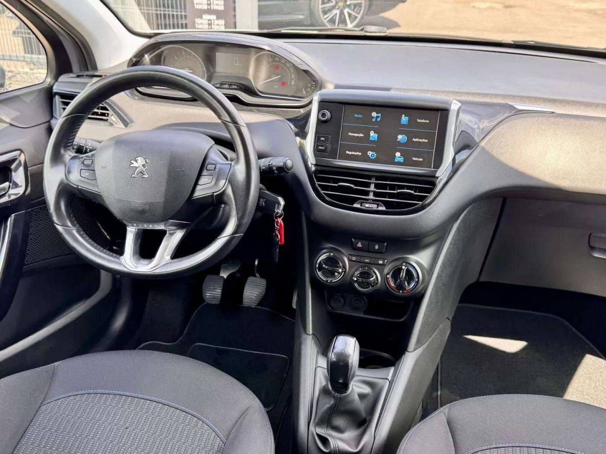peugeot-208-2019-gasolina-1199cc