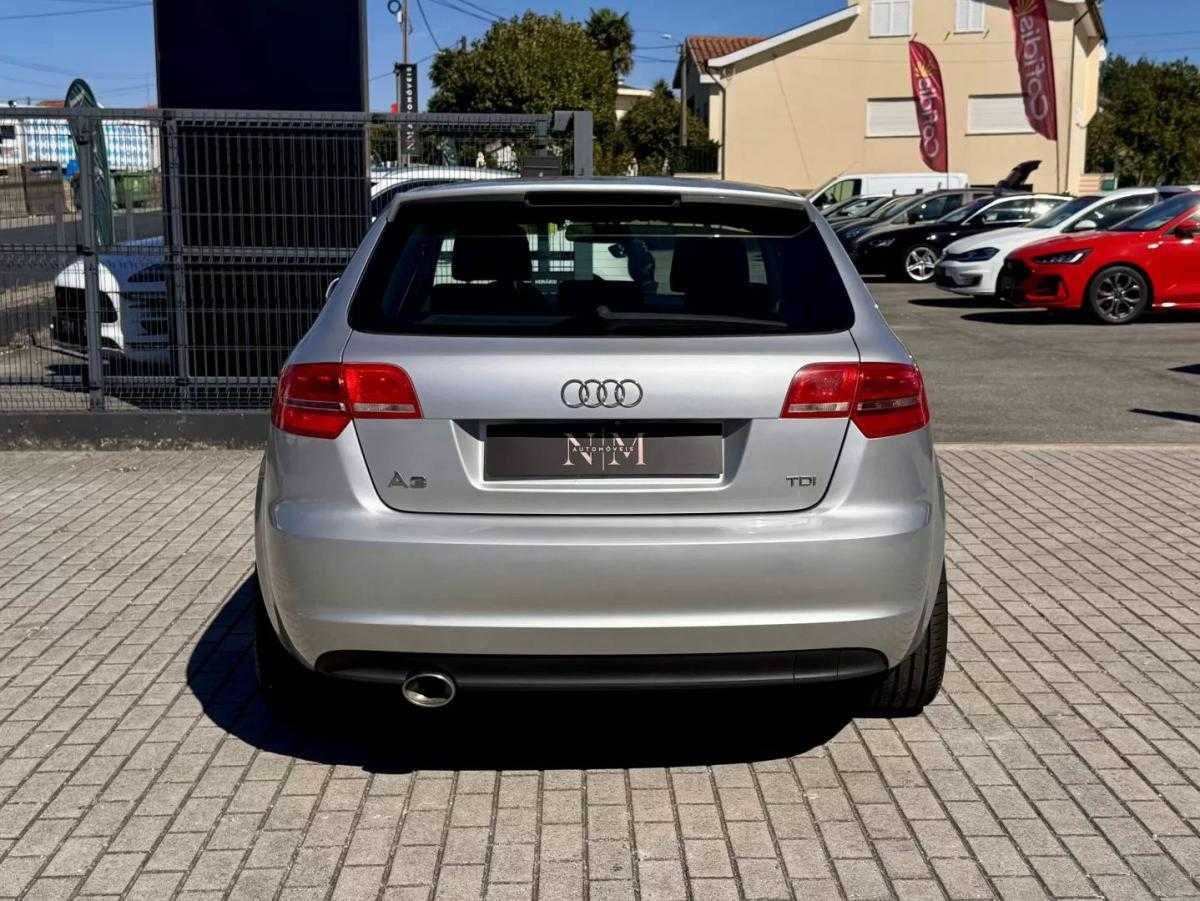 audi-a3-sportback-2010-diesel-1598cc