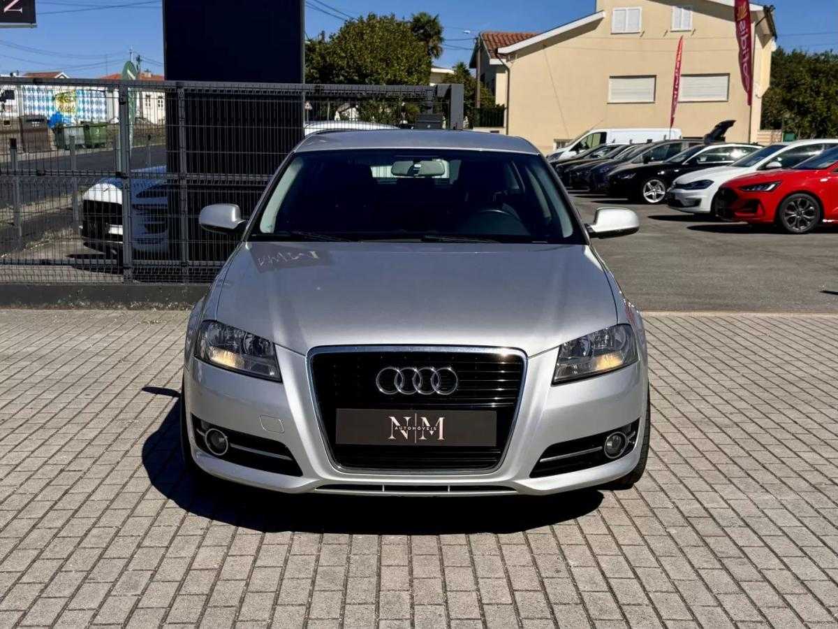 audi-a3-sportback-2010-diesel-1598cc