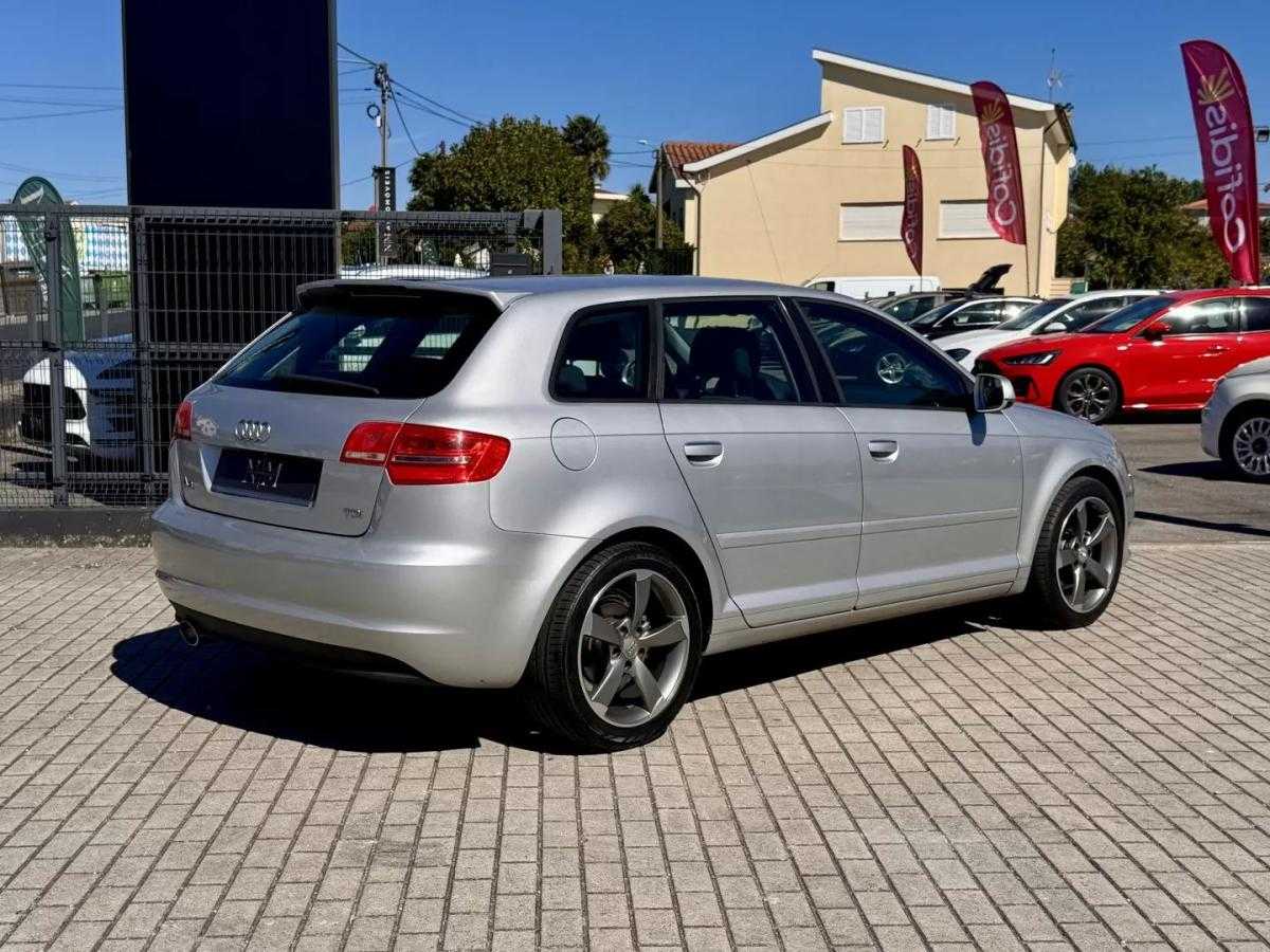 audi-a3-sportback-2010-diesel-1598cc
