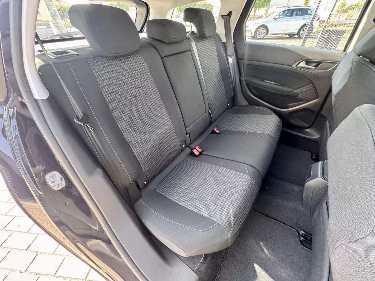 peugeot-308-sw-2018-diesel-1560cc