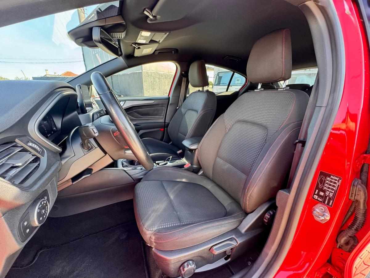 ford-focus-2023-gasolina-998cc