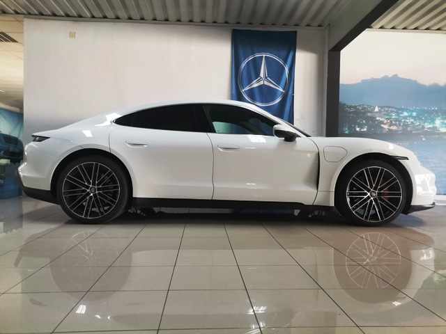 porsche-taycan-4s-2020-eletrico