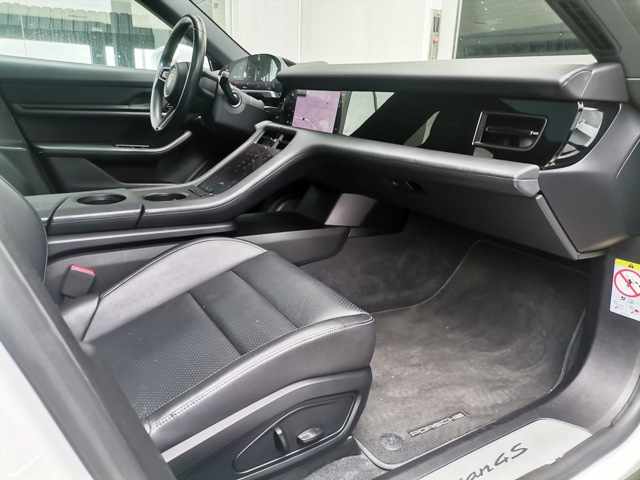 porsche-taycan-4s-2020-eletrico